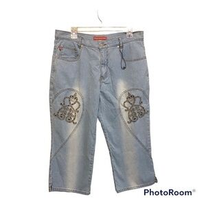 Americana Blues Boutique Womens Cut out embroidered capris | Size 12 | NWOT